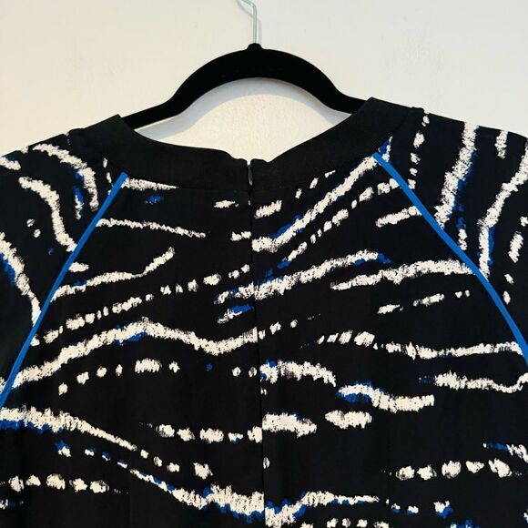 French Connection Tapir Wave Crepe Flare Dress Size 6 - Picture 6 of 8